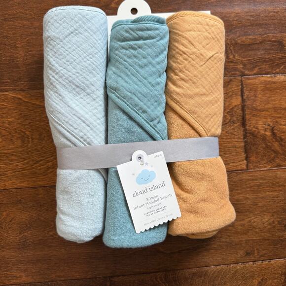 Cloud Island Infant Hooded Towels 3 Pack Boy Gender Neutral Blue Orange NEW - Picture 1 of 3
